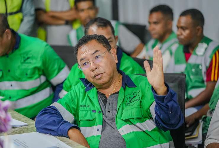 MINISTRRU OBRAS PÚBLIKA HO EKIPA BIR-MOP MONITORIZA PROJEITU REHABILITASAUN ESTRADA MALIANA PAKOTU I-II