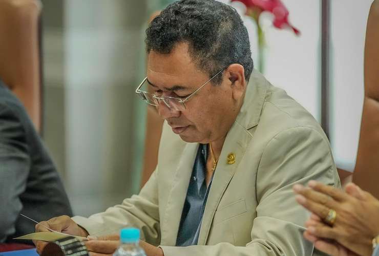 KONSELLU MINISTRU DELIBERA PROPOSTA NE’EBE APREZENTA HOSI MINISTERIU OBRAS PÚBLIKA HODI AUTORIZA REALIZASAUN DESPEZA KONTRATU SUBVENSAUN BA TRANSFERENSIAS PROVIZAUN HOSI OJE 2025