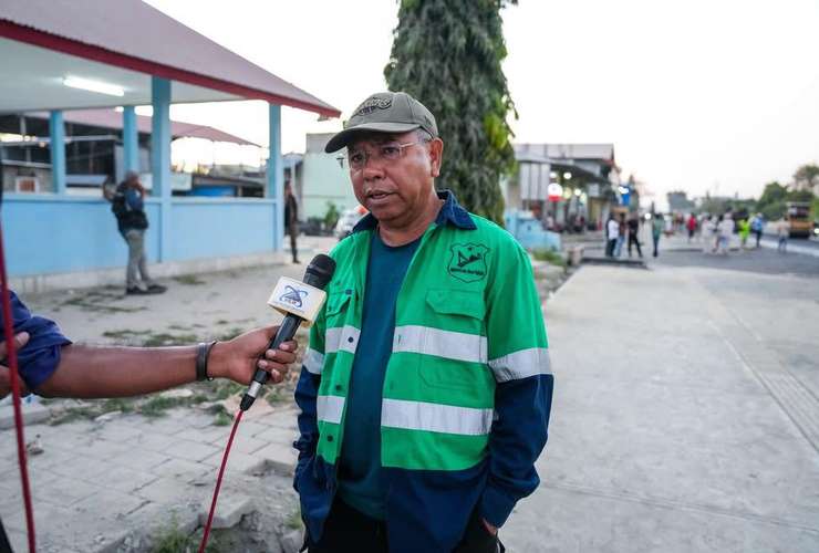 KOMPAÑIA MONTANA DIAK HAHU’U NAHE ALKATRAUN BA PROJEITU ALARGAMENTU ESTRADA HOSI PONTE BJ. HABIBIE BA BECORA